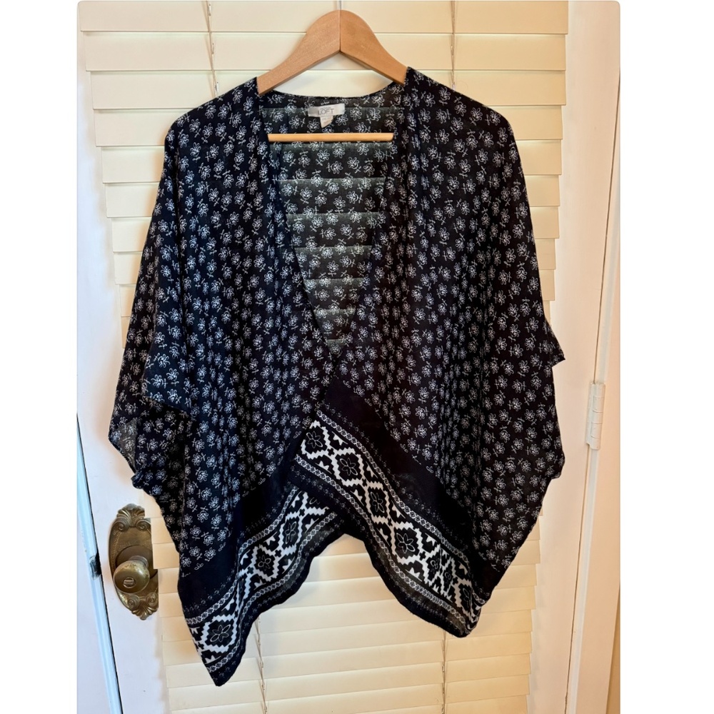 Ann Taylor Loft ruana kimono